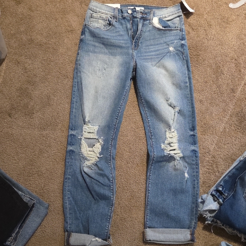 Stylish High Rise Distressed Jeans in Blue